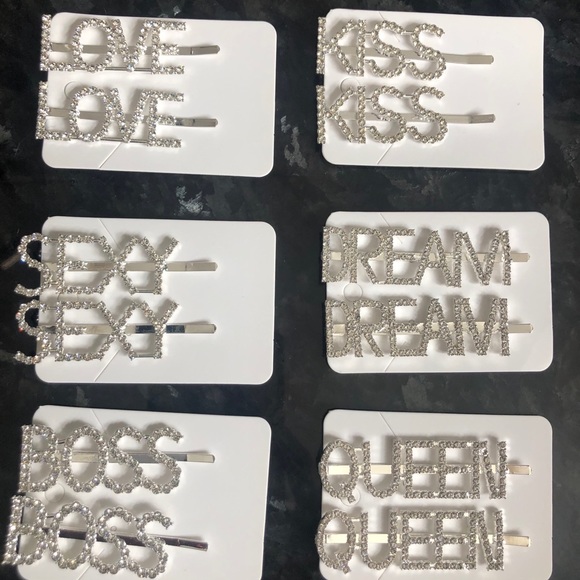 Hair accessories - Picture 1 of 9